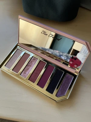 Too Faced Razzle Dazzle Berry Eyeshadow Palette Brand New Unboxed RARE! - Image 1 of 4