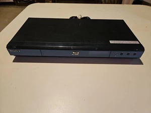 Sony BDP-S350 Blu-Ray Disc & DVD Player - OHNE FERNBEDIENUNG - GETESTET! TOP - Bild 1 von 3