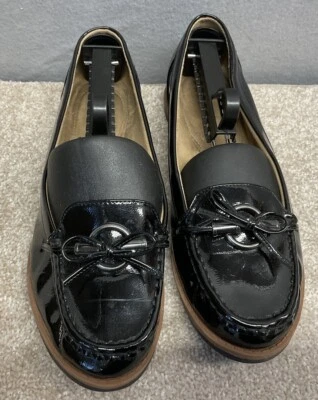 Naturalizer Woman’s Black Faux Shiny Patten Leather Slip On Loafers Size 9W - Image 1 of 4