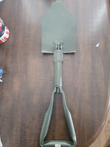 Rothco Heavy Duty Steel Folding Army Green Shovel - Picture 1 of 13