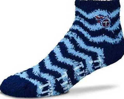 Tennessee Titans  RARE Chevron Socks Sizes Women Med 6-11  Men Med 5-10 Cover