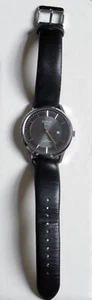 PULSAR SOLAR WRISTWATCH WITH SILVER STAINLESS STEEL CASE & BLACK LEATHER STRAP - Picture 1 of 4