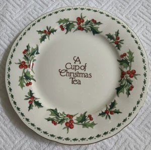 A Cup of Christmas Tea 10.5” Dinner Cookie Plate Bone China Waldman House UNUSED - Picture 1 of 3