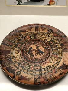 Vintage Peruvian Wooden Plate 10 Inch Hand-Painted Inca Folk Art Wall Decorative - Picture 1 of 6