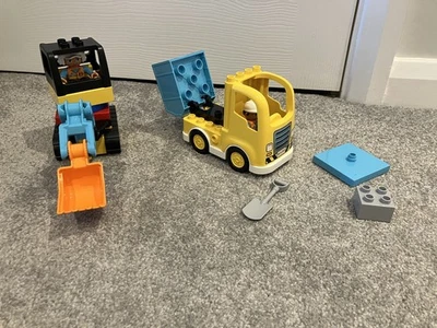 Lego Duplo Construction Set 10931 Bulldozer and Excavator. - Image 1 of 4