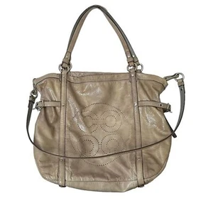 Bolso de Mano COACH Audrey Andie Grande Charol Corbata Ceñida Perforada - Imagen 1 de 13