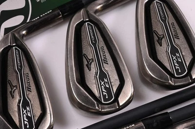 Mizuno JPX EZ Forged 2016 Irons / 4-PW / Regular Flex Project X LZ 70 Shafts - Image 1 of 4