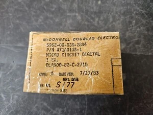 (1 PC) 5962-00-838-2884 P/N A71A0136-1 McDONNELL DOUGLAS, MICROCIRCUIT DIGITAL - Picture 1 of 4