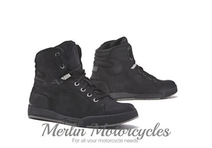 FORMA SWIFT DRY MOTORCYCLE MOTORBIKE BOOTS - BLACK - Picture 1 of 14