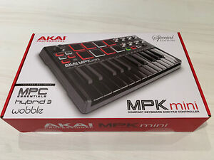 Akai MPK Mini MKII Keyboard Controller Special Edition - Black on Black