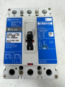 👀 CUTLER HAMMER / WESTINGHOUSE 40 AMP CIRCUIT BREAKER 600 VAC 3 POLE FD3040 - Picture 1 of 7