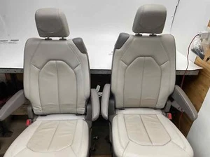 Fits 2017-2023 CHRYSLER PACIFICA Rear Second 2nd Row Seat LH RH Gray Leather OEM - Picture 1 of 6