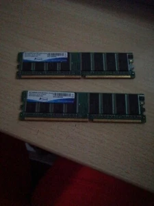 ADATA DDR AD1400001GMU 1GB PC3200 400MHz CL3 184 Pin - Foto 1 di 2