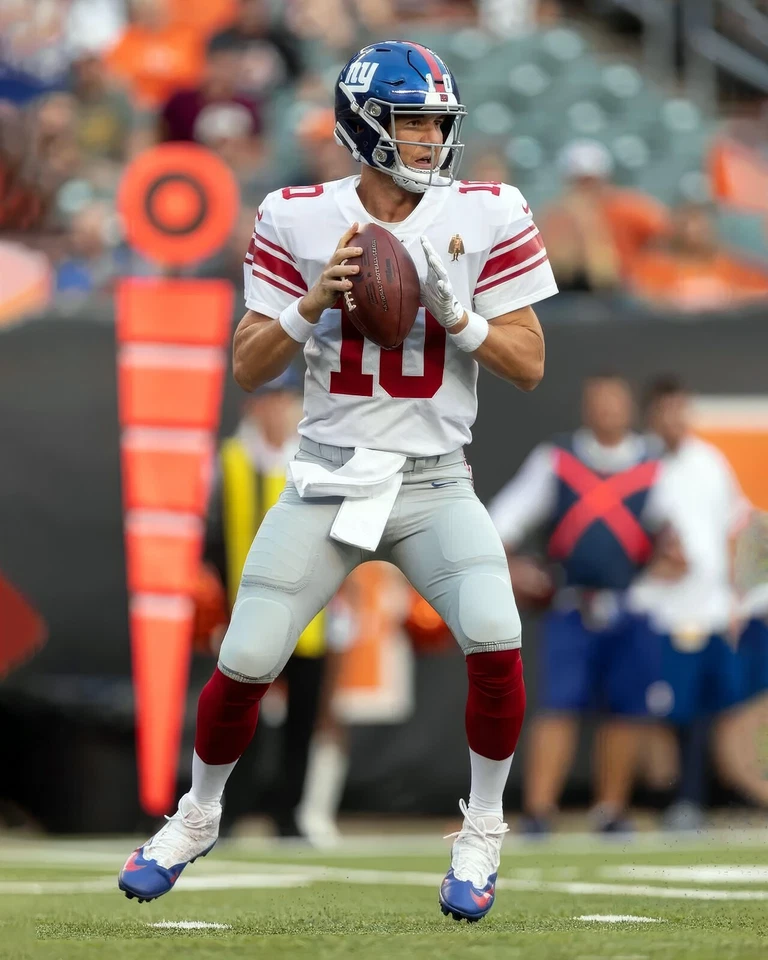 Impresión fotográfica brillante Eli Manning #10 New York Giants NFL 8"X10" 2-QWD Foto 1 de 1