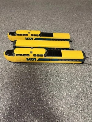 MTH RailKing VIA TurboTrain 3-Car Set O Gauge Excellent Condition - Image 1 of 4