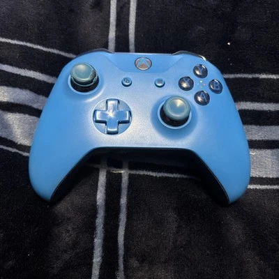 Wireless Controller For Xbox One Model: 1708 Blue  - Image 1 of 4