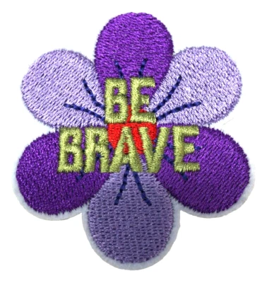 Patch Sew On Clothing Backpacks Hats Jackets CLASSIC WHITE FLOWER CRAFTS A367 - Image 1 of 3