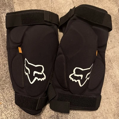 ¡Nuevo! Rodilleras Fox Launch D30 MTB tamaño grande par izquierdo/derecho negro/sin caja/nuevo Foto 1 de 4