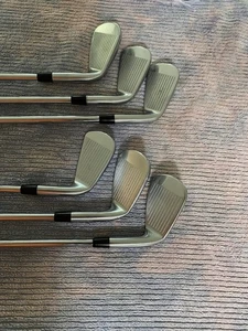 Titleist 716 CB Forged Irons 5-PW Steel Stiff Flex Left Hand - Picture 1 of 3