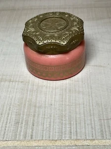 Vintage .66 Oz. Pink & Gold Decorative Jar Of Avon Unforgettable Cream Sachet - Picture 1 of 6