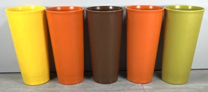 Set of 5 Vintage Colorful Tupperware 16 oz Cups Tumbler USA 1348 - Picture 1 of 11