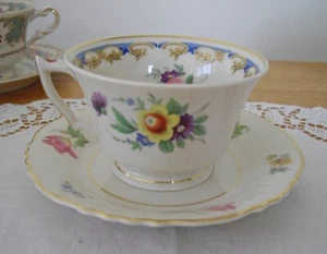Vintage Syracuse China LADY LOUISE Old Ivory O.P.CO. Teacup + Aberdeen Saucer ~ - Picture 1 of 9