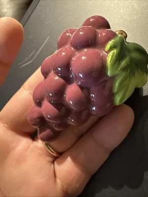 RAJO DE UVAS MORADAS Nora Fleming RETIRADO Y RARO Foto 1 de 4