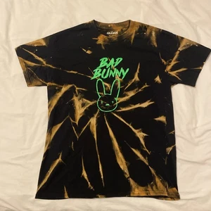 Bad Bunny T Shirt Bleach Bomb Black Cotton Men Medium Gilden Tagless - Picture 1 of 11