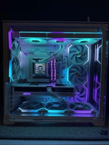 LIAN LI O11 Vision Compact - Blanc avec 2 ventilateurs SL sans fil 120 RGB. - Photo 1/4