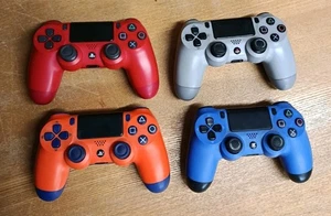 4 controller wireless PS4 - pacchetto non testato Joblot *POSTA GRATIS UK* raro - Foto 1 di 11