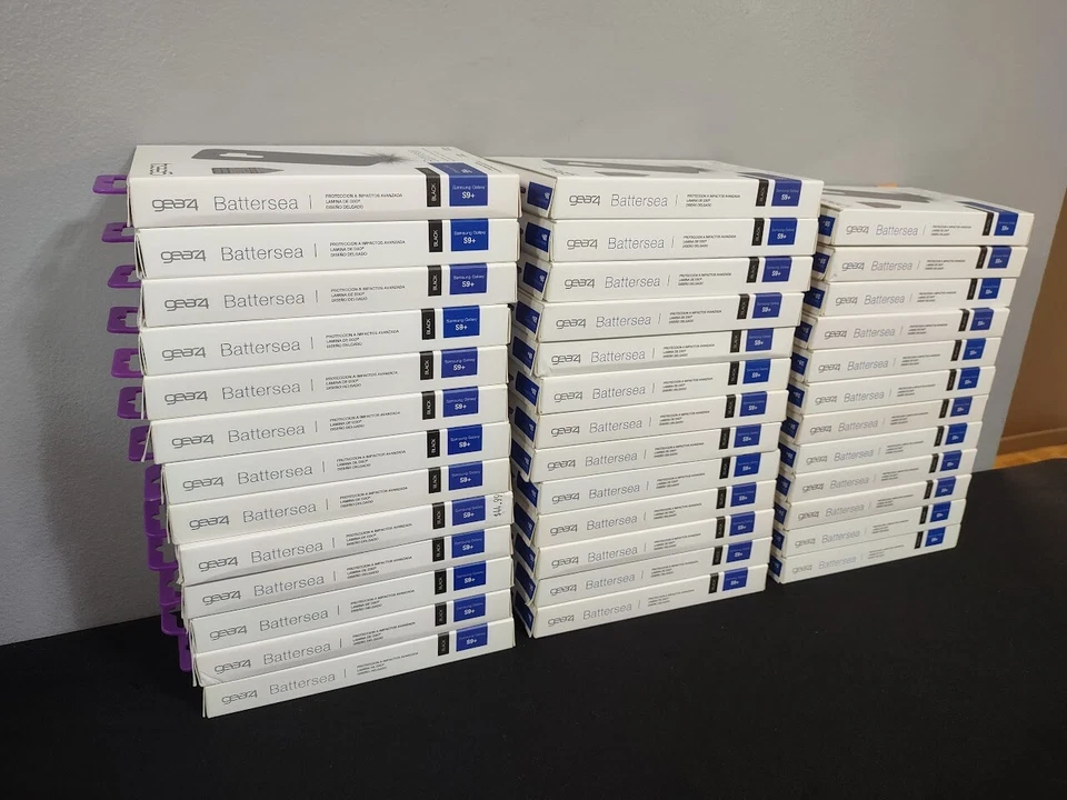 Lot (38) Gear4 Battersea Samsung Galaxy S9+ Plus Black Grip Case Protector Skin - Image 1 of 4