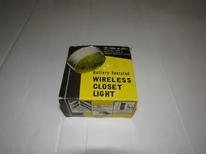 Luce armadio wireless vintage a batteria n. 302 pull string D batterie - Foto 1 di 9