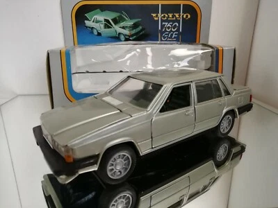 VOLVO 760 GLE 760GLE GRIGIO 1:25 SEMBRA COPIA POLISTIL? MOLTO MOLTO RARO IN S... - Immagine 1 di 4