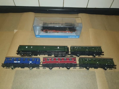 MÄRKLIN H0 Dampflok 3309 + 5 Personenwagen OVP, Lichteinbau - Bild 1 von 4