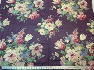 Tela de algodón P. Kaufmann Inc. púrpura floral Moire - Imagen 1 de 15