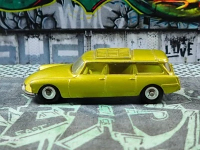 HUSKY / Citroën DS Safari (Metallic Green-Gold). - image 1 of 4