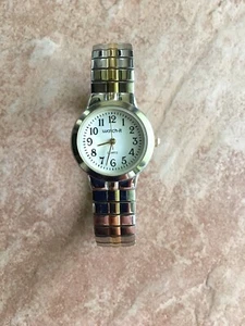 Vintage Watch It Womens Watch Gold Tone Stretch 6" Band Oval Works Needs Battery - Picture 1 of 2