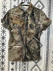 SHE Safari Outdoor REALTREE Camo Short Sleeve Button Down Shirt Size XSmall - Picture 1 of 7