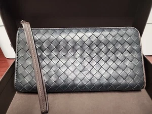 Bottega Veneta Intrecciato Zip Around Wallet ~ with COA - Picture 1 of 7