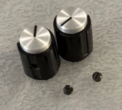 GC 1200 1/2" INSTRUMENTATION DIAL CONTROL KNOB ALUMINUM SILVER TOP 1PC - Image 1 of 4