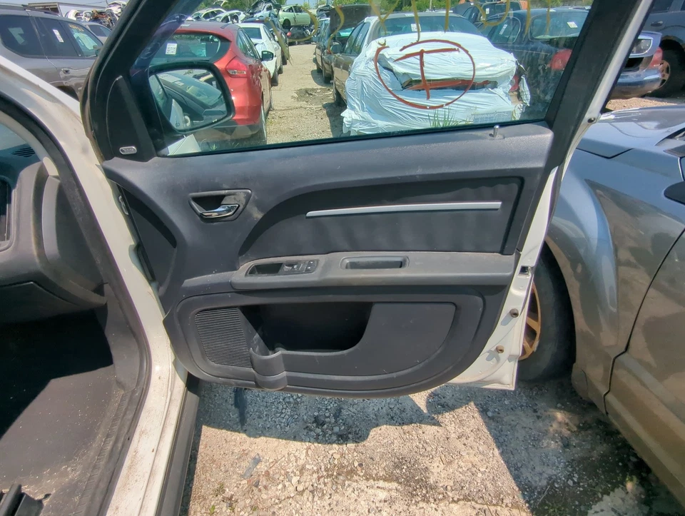 Dodge Journey 2010 pasajero delantero derecho interior panel puerta moldura FDJS8 Foto 1 de 1