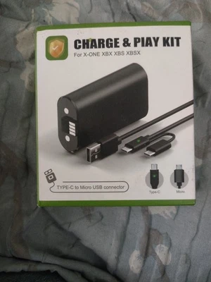 Kit de carga y juego Xbox One Conector USB-C a Micro USB Foto 1 de 4