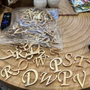 Wooden Letters 2.5Inch for Crafts Unfinished Capital Cursive Alphabet NEW 115pc - Picture 1 of 3