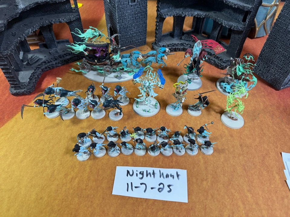 Warhammer Age of Sigmar - LOTE EJÉRCITO NIGHTHAUNT Foto 1 de 4