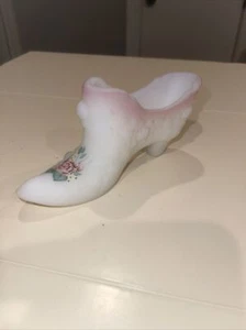 Fenton White Satin Hand Painted And Signed C.L. Hall Shoe - Picture 1 of 7