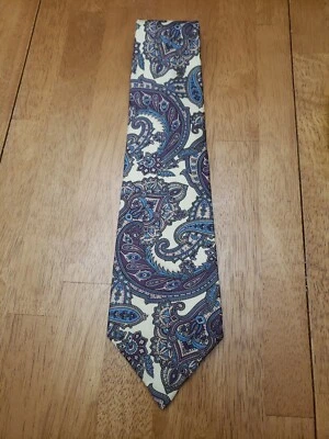 Hanover St.. Corbata Tie Works LTD. 100 % seda Foto 1 de 4