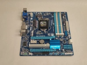 Placa madre de escritorio Gigabyte GA-H77M-D3H LGA 1155 DDR3 SDRAM - Imagen 1 de 4