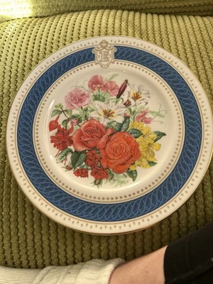 Royal Worcester Queen Elizabeth II 60th Birthday Commemorative Collectors Plate - Image 1 of 4