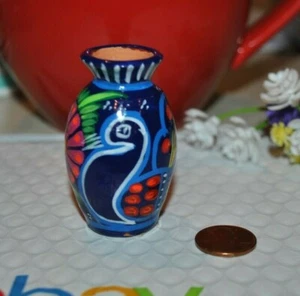 MINI VASO CERAMICA ARTISTICA MESSICANA 2,25" DIPINTO A MANO UCCELLINO FIORE ROSSO - Foto 1 di 3