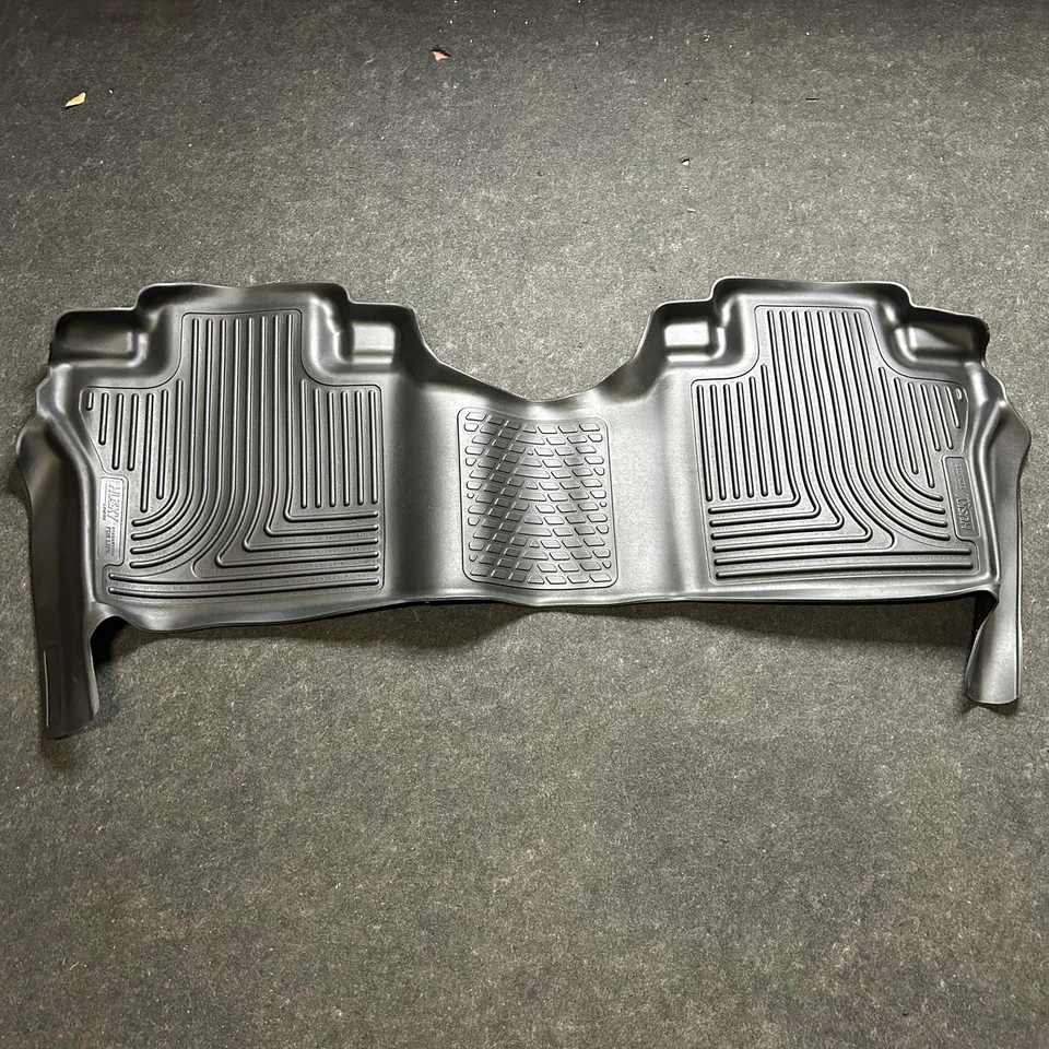 Alfombrilla contorno Husky 55461 X-act segunda fila, para Nissan Titan 2017-2024 Foto 1 de 4